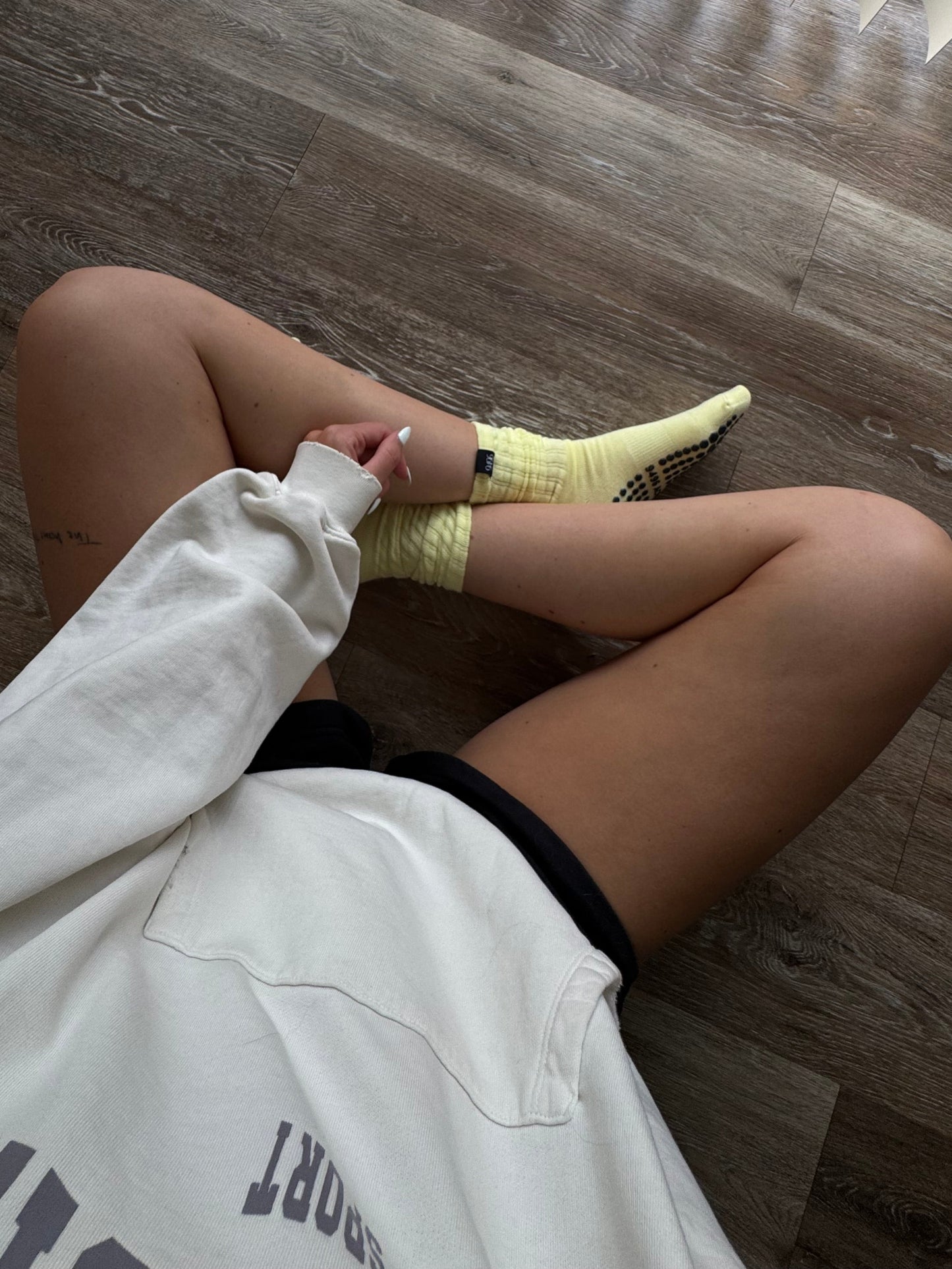 Butter Slouch Crew Socks